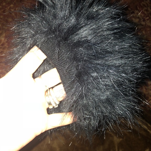 Sexy Satin Lined Faux Yeti Fur Leg Warmers - Picture 2 of 5